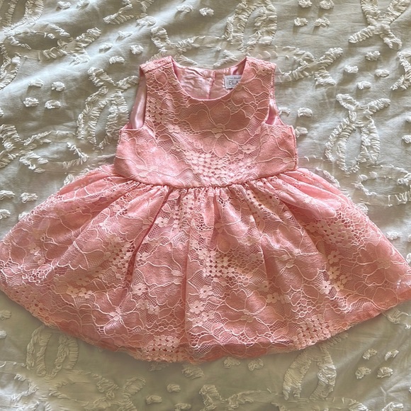 The Children’s Place baby girl dress. Size 9-12 months.